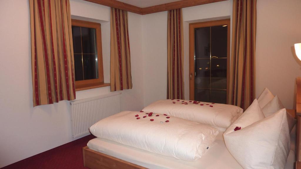 Ferienhof Nogler Zellberg Kamer foto